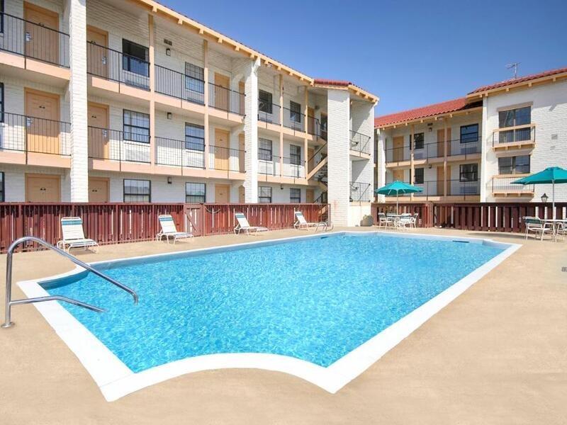 Econo Lodge Richmond-North Chesterfield Εξωτερικό φωτογραφία