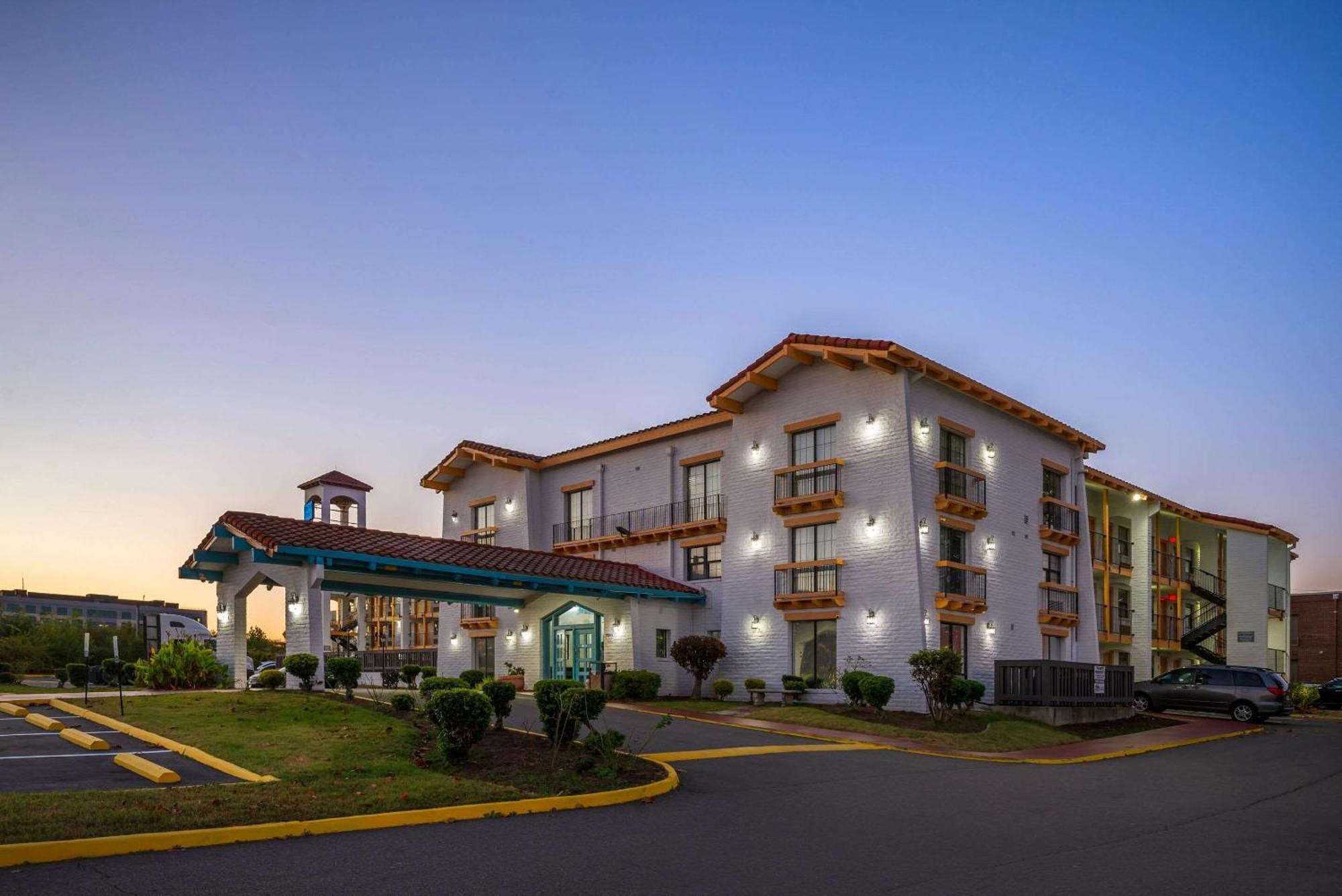 Econo Lodge Richmond-North Chesterfield Εξωτερικό φωτογραφία