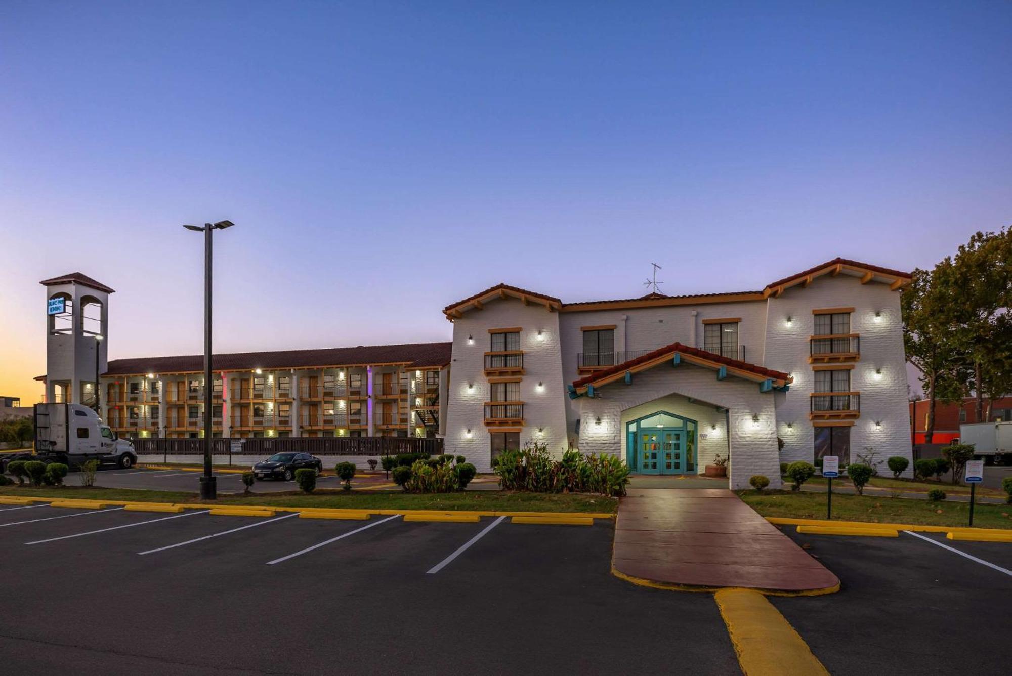 Econo Lodge Richmond-North Chesterfield Εξωτερικό φωτογραφία