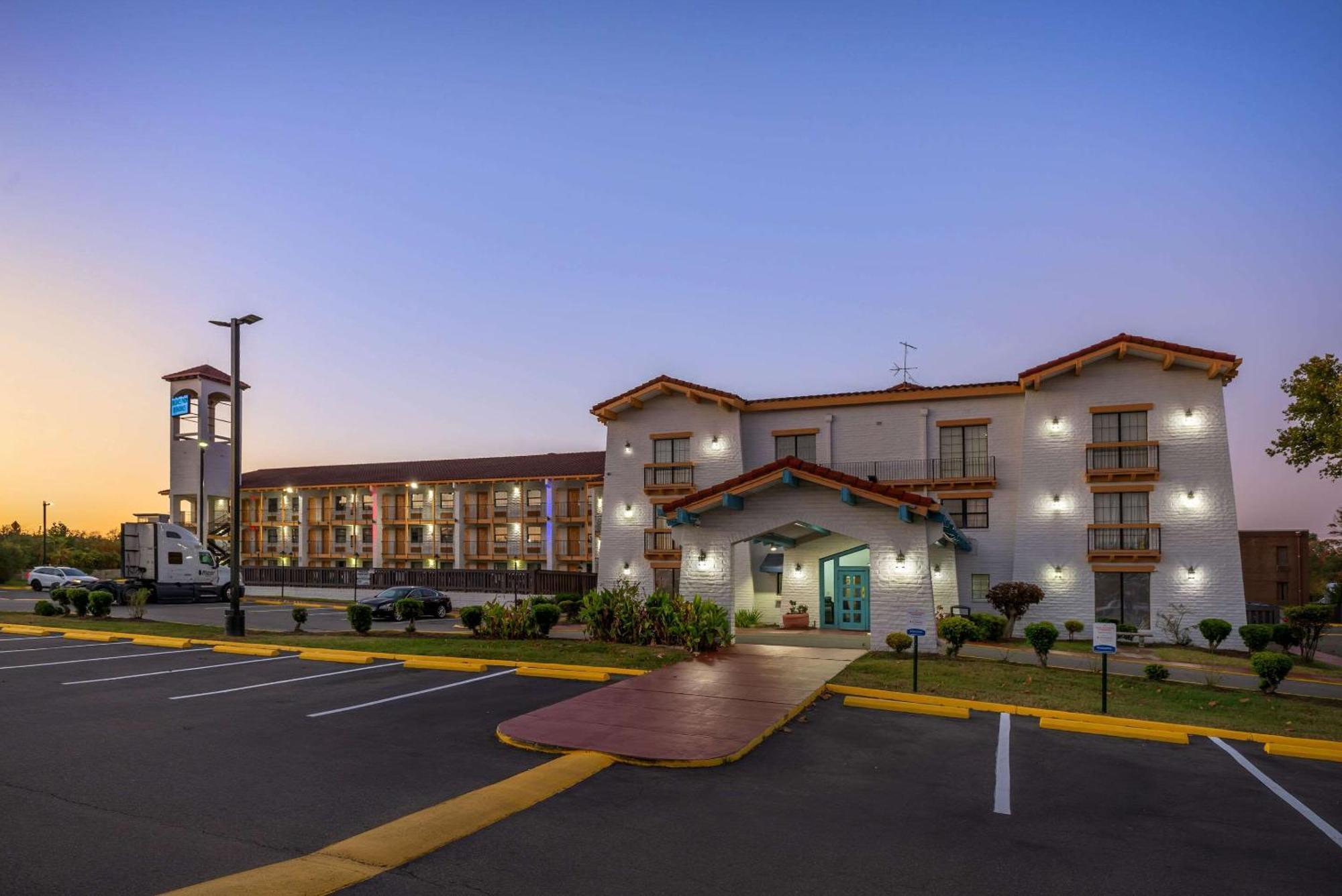 Econo Lodge Richmond-North Chesterfield Εξωτερικό φωτογραφία