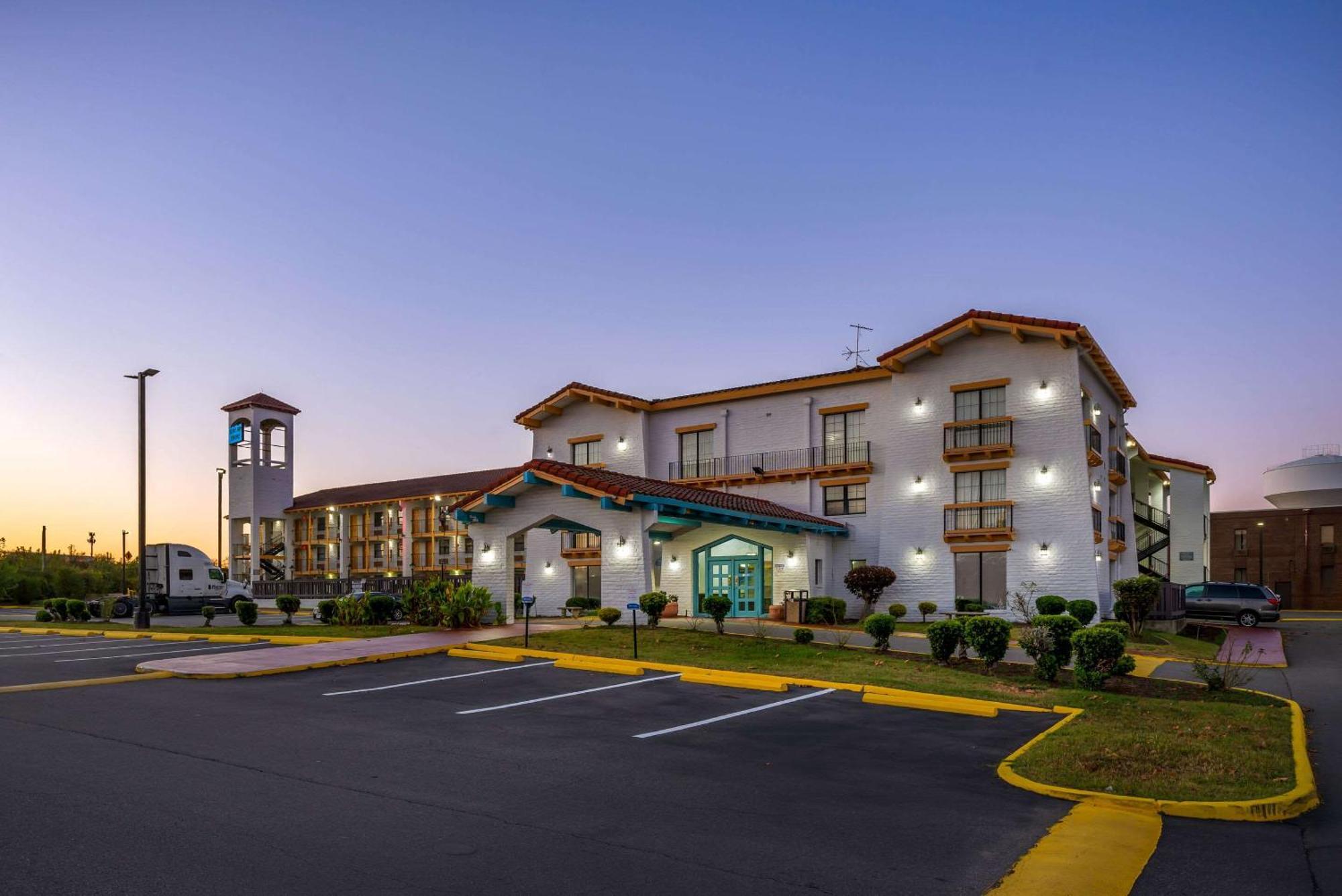 Econo Lodge Richmond-North Chesterfield Εξωτερικό φωτογραφία